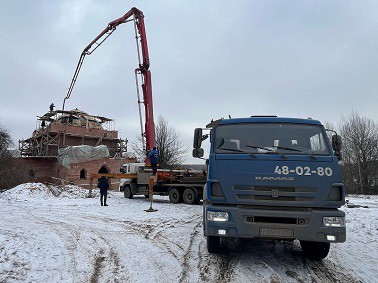 Бетононасос: Когда и зачем он нужен?